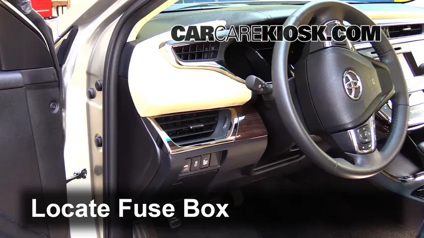 2014 Toyota Avalon Hybrid XLE 2.5L 4 Cyl. Fuse (Interior) Check